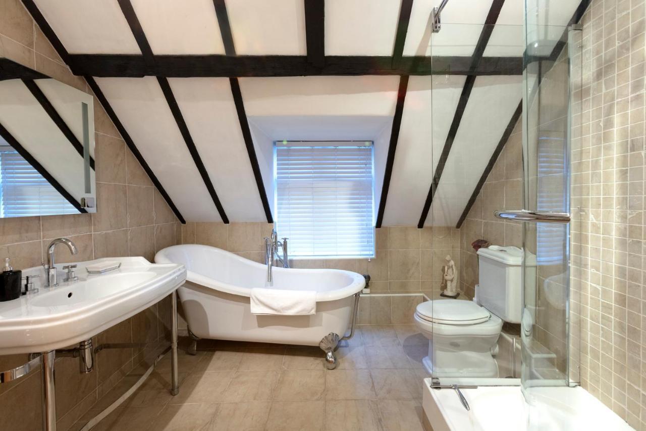 Luxury Eton House, 5 Minute Walk To Windsor Castle Villa Exterior foto